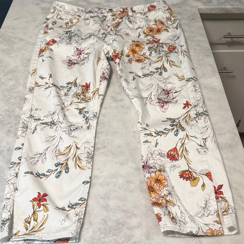 Jen 7 7 for all mankind 14